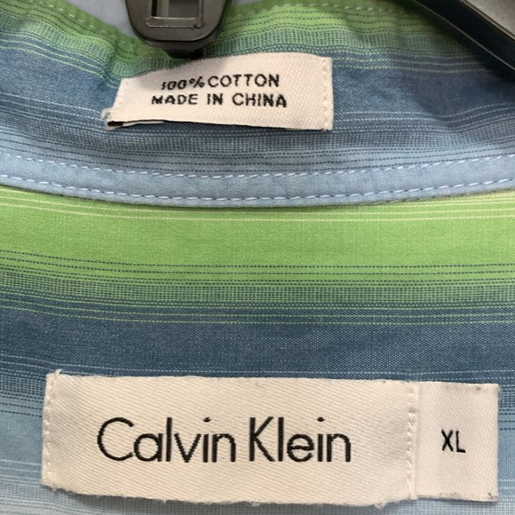 3/$15 Calvin Klein mens size XL striped casual button down shirt in blue/green - Picture 2 of 5